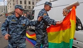 Ruskí poslanci schválili zákon zakazujúci zmenu pohlavia