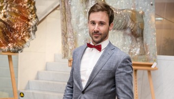 Markizácki fešáci na galavečere OTO. Marek Fašiang v spoločnosti šarmantnej dámy