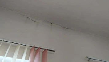 Na Zemplíne sa triasli domy, praskali múry a padali predmety