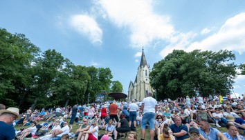 OBRAZOM: Pred spovednicou sa celú noc tvoril rad. Levočská púť vyvrcholila svätou omšou na Mariánskej hore