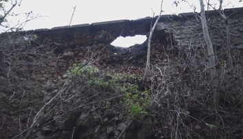 Vodiči na Soroške musia byť opatrní. Na viacerých miestach hrozí zosuv oporného múru