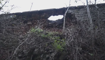 Vodiči na Soroške musia byť opatrní. Na viacerých miestach hrozí zosuv oporného múru