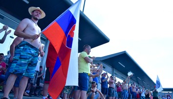 Ďalšie vyjednávanie vo VW SK sa začalo, odborári chcú rokovať aj v noci
