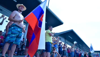 Ďalšie vyjednávanie vo VW SK sa začalo, odborári chcú rokovať aj v noci