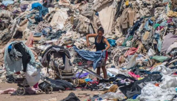 V koši vraj skončí až desať kíl oblečenia na človeka ročne. Je tu medzinárodný deň nenakupovania