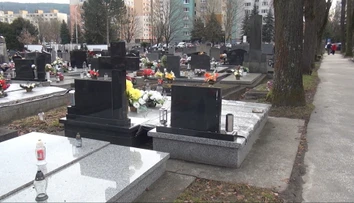 Pani Anna má už roky nachystané hrobové miesto. Jej príbuzní však nevedia, či by ju mali kde pochovať