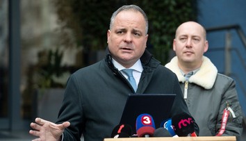 Arriva situáciu nezvláda. V hre sú tri možné scenáre, vyhlásil župan Droba