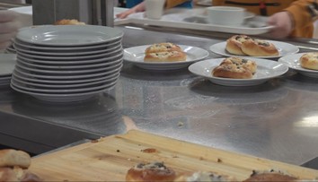 Školské stravovanie je fenomén. Pozrite si, aké jedlá boli v kurze pred 30 rokmi a aké sú dnes