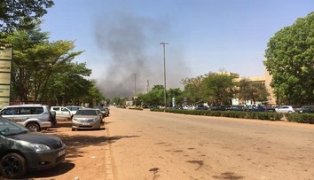 Burkina Faso: Pri útoku prišlo o život 36 civilistov, štyria sú zranení