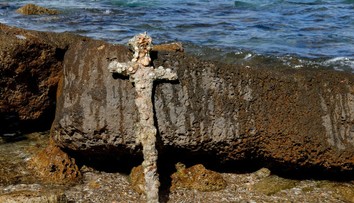 Potápač našiel na dne mora vzácny artefakt, ktorý vás vráti v čase o 900 rokov