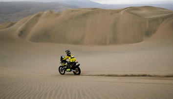 Svitko v 4. etape siedmy, Američan Brabec na čele poradia motocyklov