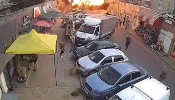VIDEO: Rusi zaútočili na trhovisko v ukrajinskej Kosťantynivke. Výbuch rakety zabil najmenej 16 ľudí