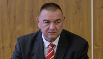 Rozruch na policajnej akadémii. Rektor sa vraj mal nevhodne správať k študentke, ten to odmieta