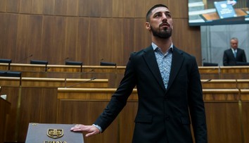 Odídenec od Matoviča zostáva v opozičných radoch. Viliam Tankó vstupuje do PS