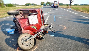 Neďaleko Komárna vrazil do trojkolky nákladiak. Muž nemal šancu prežiť