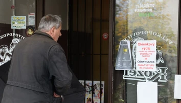 Nezaočkovaní a tí, čo covid neprekonali, sa dostanú už iba do esenciálnych prevádzok. Tu je zoznam