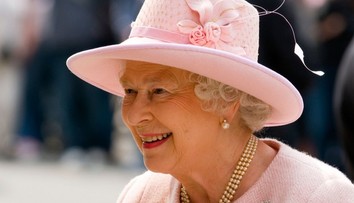 Odhalili novú sochu kráľovnej Alžbety II. Vyvolala zmiešané reakcie