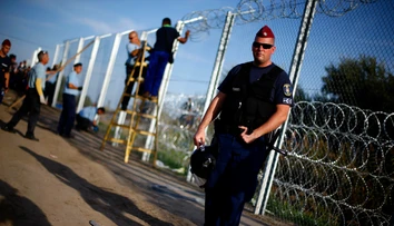 Rakúsko začína stavať bariéry na hlavnom hraničnom priechode z Talianska