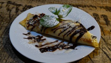 VIDEO: Slovensko má nový rekord. V Topoľčanoch upiekli najväčšiu palacinku