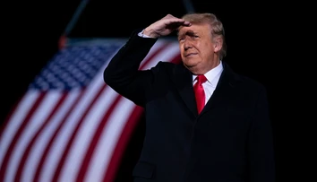 V súvislosti s vpádom do Kapitolu môžno obvinia aj Trumpa