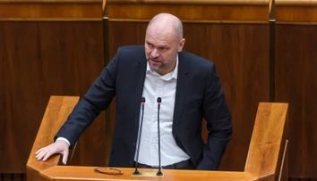 Sulík tvrdí, že za výstavu EXPO Dubaj ušetril milión eur. Koalícia ho vyzvala, aby škody uhradil