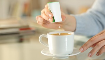 Odborníci varujú. S umelými sladidlami to nepreháňajte, môžu škodiť žalúdku