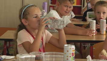 Žiaci sa varia vo vlastnej šťave. Školy skracujú výučbu a inštalujú klimatizácie