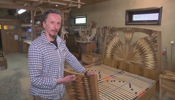Spojil nábytok a umenie. Slavomír vytvára jedinečné postele, ktoré nikde inde na svete nenájdete