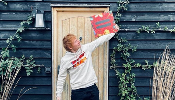 Fanúšikovia Eda Sheerana vo vytržení. Prišiel deň D