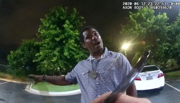 VIDEO: Policajti v USA zabili ďalšieho Afroameričana pri zatýkaní. Protesty sa ešte viac vyostrili