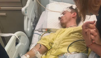 Prístup nemocnice sa výrazne zmenil. Mama Denisa, ktorý je hospitalizovaný v Číne, ďakuje Slovákom