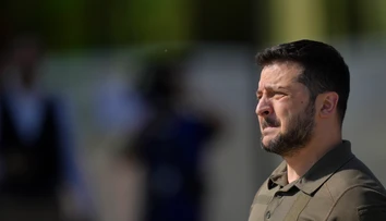 Zelenskyj na Deň otcov ďakoval statočným vojakom, ktorí bojujú proti Rusom