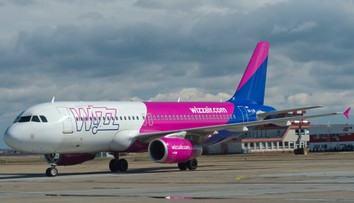 Štrnásťročný chlapec uviazol na letisku aj napriek zakúpenej letenke. Nepochopiteľná reakcia leteckej spoločnosti