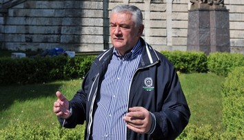 Súd prerušil proces s exšéfom SNS Jánom Slotom, svedkovia korupčnej kauzy odmietli vypovedať