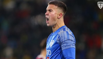 Odmietol Liverpool, v Lige majstrov riskoval kariéru. Nový Dúbravka stál tisíc eur, raz pôjde za milión (príbeh)