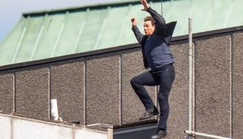VIDEO: Kaskadérsky kúsok nedopadol dobre. Tom Cruise sa zranil počas natáčania