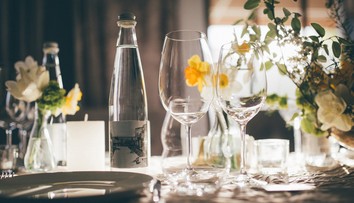 Problém minerálok v reštauráciách: Trh neprijíma plastové fľaše