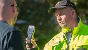 Polícia avizuje zvýšený počet kontrol. Zameria sa najmä na túto skupinu vodičov