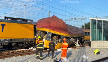Zrážka vlakov v Pardubiciach: Rušňovodič RegioJetu bol oddýchnutý, návestidlo Stoj videl