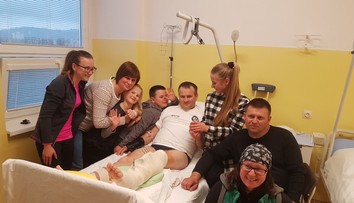 Na D1 sa počas kalamity zrazil so snežným pluhom. Prekvapenie prišlo, keď zistil, kto ho šoféroval