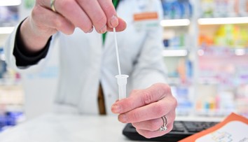 Nielen bolesť hrdla, kašeľ či únava. Covid-19 sa prejavuje novými symptómami