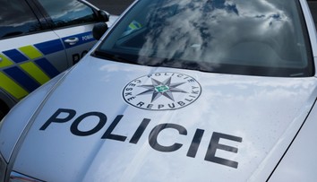 Na schôdzku neprišlo 14-ročné dievča, ale skupina mužov. „Lovci pedofilov“ v Česku zmlátili policajta