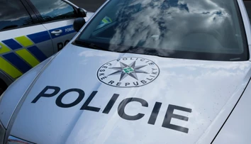 Na schôdzku neprišlo 14-ročné dievča, ale skupina mužov. „Lovci pedofilov“ v Česku zmlátili policajta