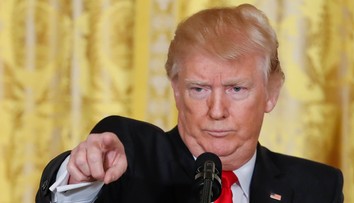 Trump vydá nový protiimigračný dekrét