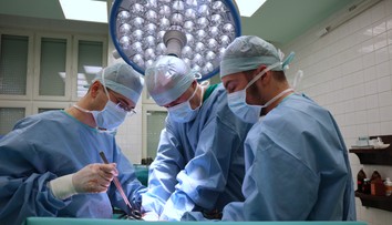 Zrušili jej nevyhnutnú operáciu mandlí, iný termín je v nedohľadne. S podobným problémom bojujú aj mnohí ďalší