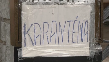 Politici podľa právnika nemajú automatickú výnimku po návrate zo zahraničia