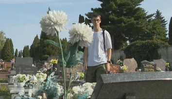 Prišli o mamu, otec ich týral. Súrodencov zachránili láskavé srdcia tety a uja