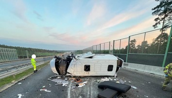 Tragická nehoda na poľskej diaľnici, päť ľudí z toho štyri deti bojujú o život