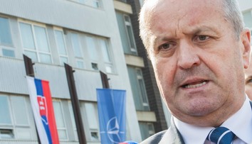 Minister obrany Peter Gajdoš požiada o zvolanie Bezpečnostnej rady SR