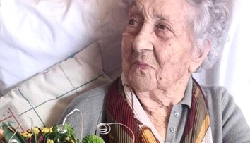 Žiť bez starostí v spojení s rodinou a priateľmi. Najstarší človek na svete prezrádza svoj recept na dlhovekosť